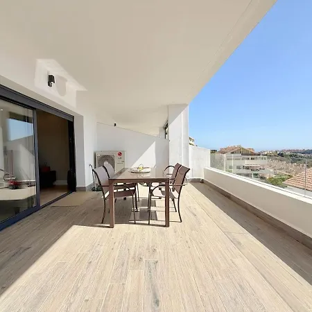 Panoramic View 2-bedroom Apartment Estepona
